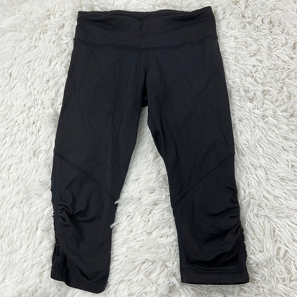 Lululemon Run: For Your Life Crop Black - Picture 1 of 6